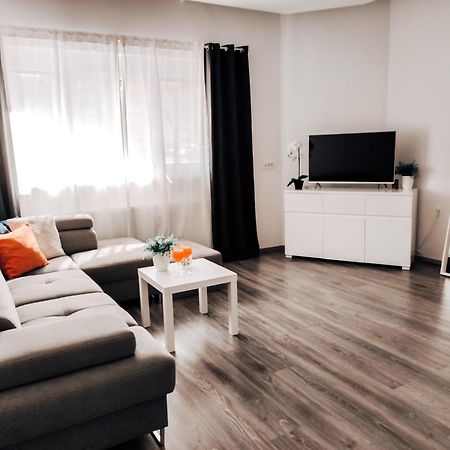 Apartment Kino Λιουμπλιάνα Εξωτερικό φωτογραφία