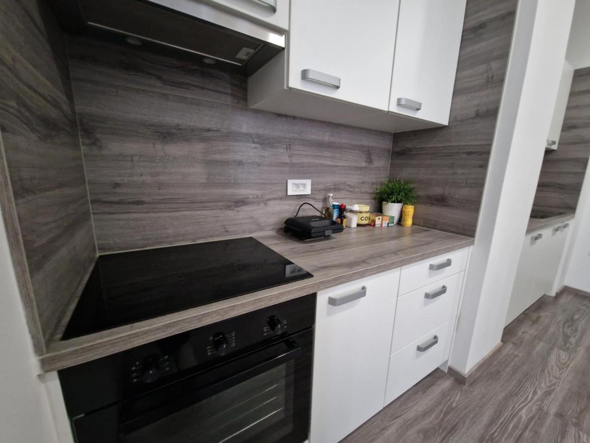 Apartment Kino Λιουμπλιάνα Εξωτερικό φωτογραφία