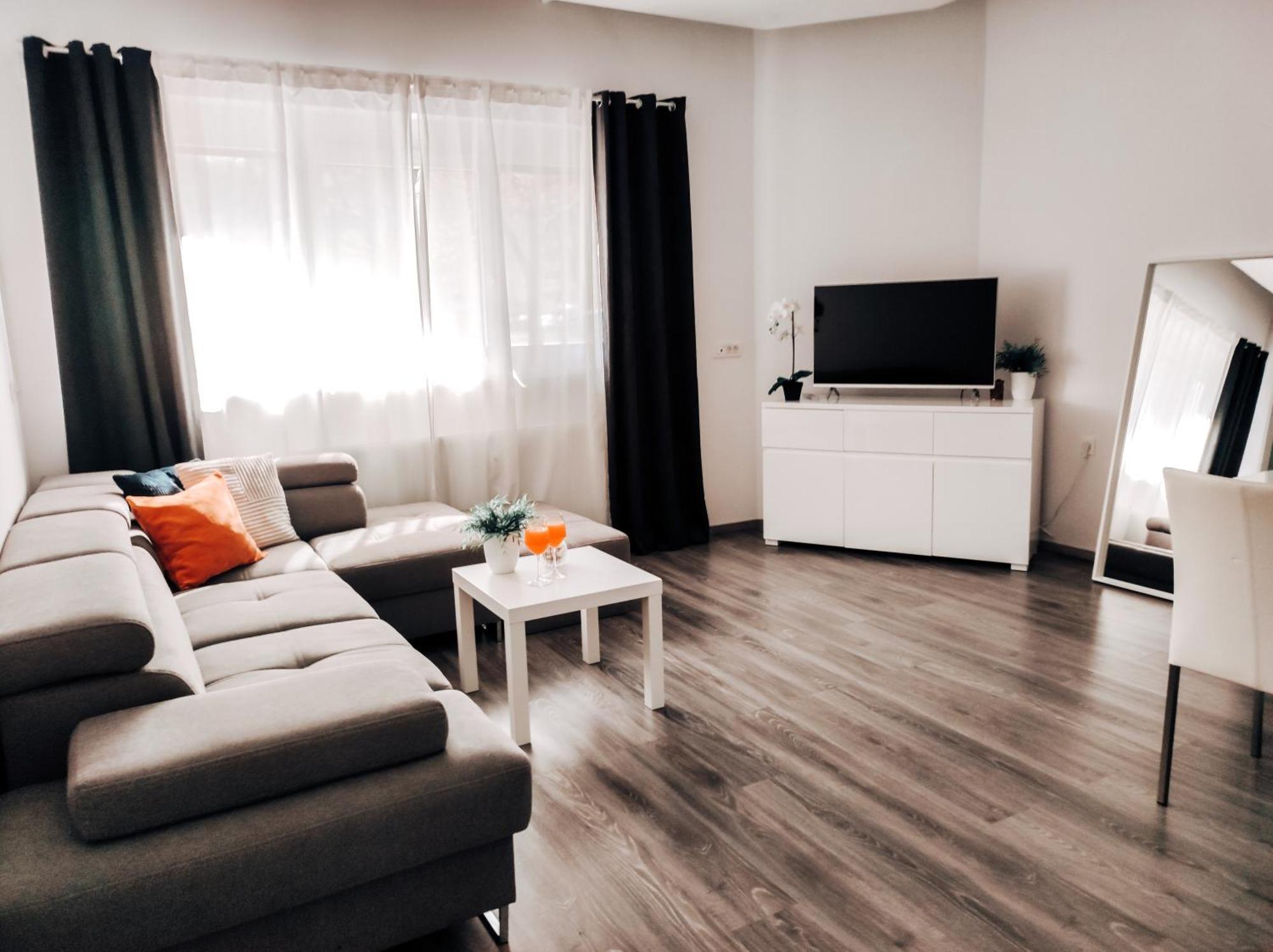 Apartment Kino Λιουμπλιάνα Εξωτερικό φωτογραφία