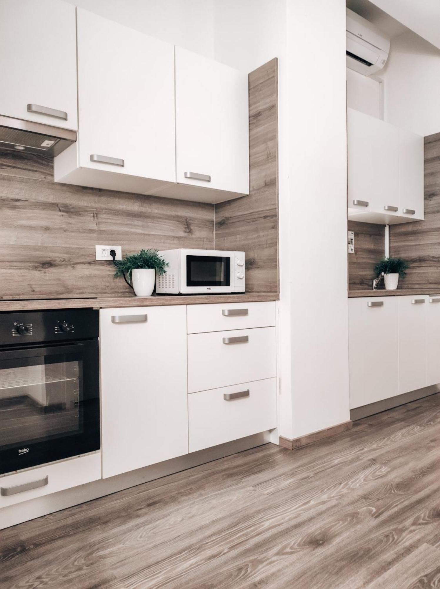 Apartment Kino Λιουμπλιάνα Εξωτερικό φωτογραφία
